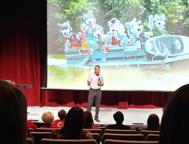 Inspirational speaker delivers speech at MSU